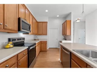 Photo #4: 8106287 Listing