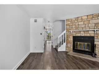 Photo #4: 8106767 Listing