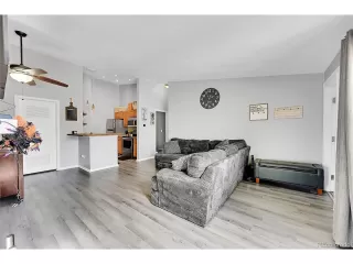 Photo #4: 8108127 Listing 