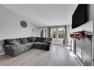 Photo #5: 8108127 Listing 