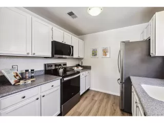 Photo #5: 8109994 Listing 