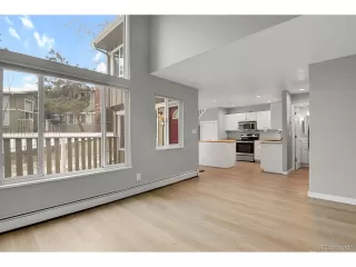 Photo #4: 8110088 Listing 