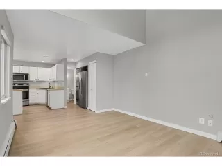 Photo #5: 8110088 Listing 