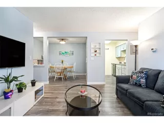 Photo #6: 8110094 Listing 