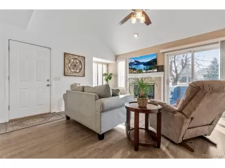 Photo #5: 8110962 Listing 