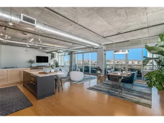 Photo #4: 8111236 Listing 