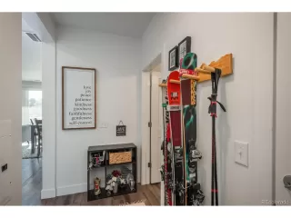 Photo #4: 8114405 Listing