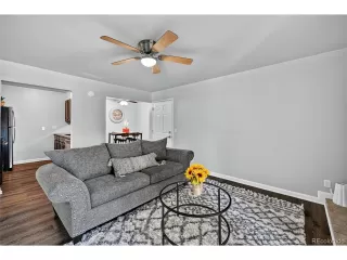 Photo #4: 8116256 Listing