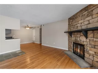 Photo #6: 8117965 Listing