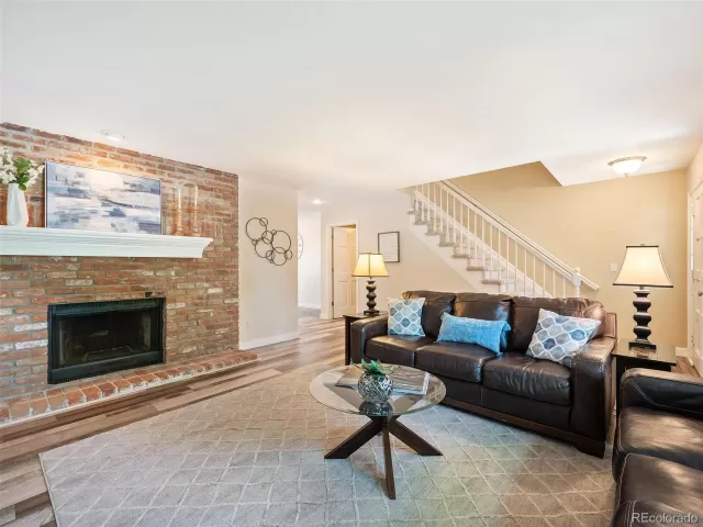 MLS: 8118526 Condo For Sale