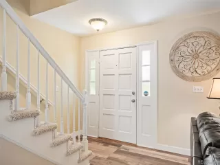 Photo #5: 8118526 Listing 