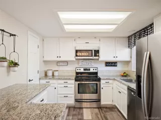 Photo #6: 8118526 Listing 