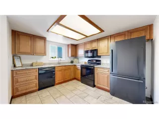 Photo #5: 8119257 Listing 