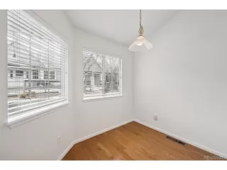 Photo #4: 8121003 Listing 