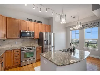 Photo #6: 8122712 Listing 