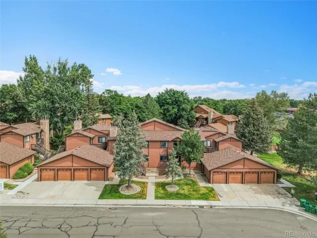 MLS: 8122880 Condo For Sale
