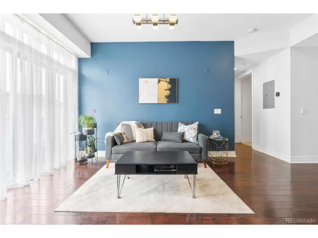 MLS: 8125462 Condo For Sale