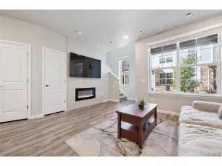 Photo #3: 8125598 Listing 