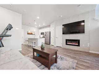 Photo #4: 8125598 Listing 