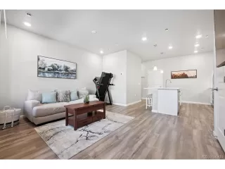 Photo #5: 8125598 Listing 