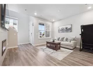 Photo #6: 8125598 Listing 