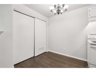 Photo #6: 8126233 Listing