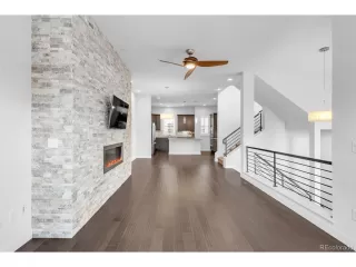 Photo #4: 8126636 Listing