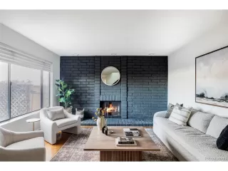 Photo #5: 8126719 Listing 