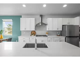 Photo #6: 8126842 Listing 