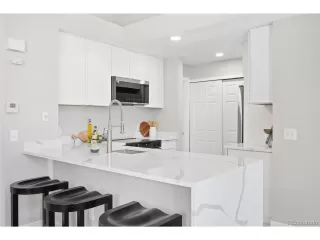 Photo #6: 8127334 Listing