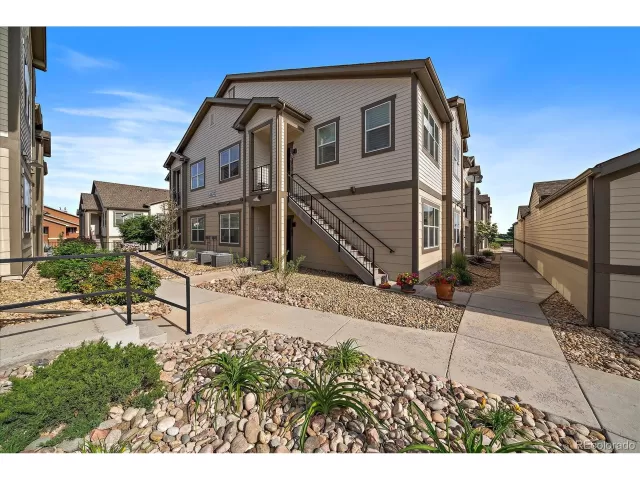 MLS: 8127433 Condo For Sale