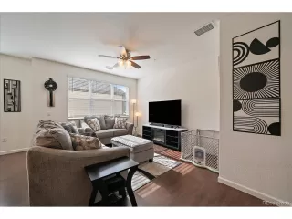 Photo #3: 8127433 Listing