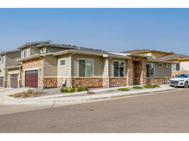 MLS: 8129014 Condo For Sale