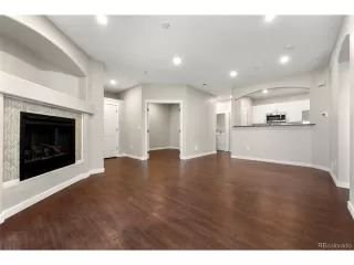 Photo #5: 8131492 Listing