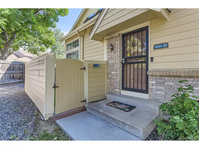 MLS: 8134735 Condo For Sale
