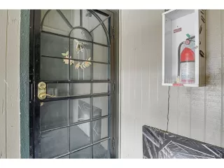 Photo #2: 8135537 Listing 