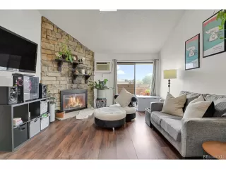 Photo #4: 8135537 Listing 