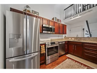 Photo #5: 8137357 Listing 