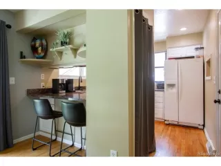 Photo #5: 8137565 Listing 