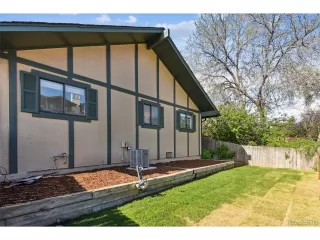 Photo #4: 8137919 Listing 