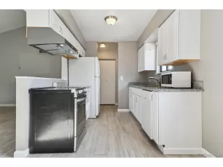 Photo #6: 8137919 Listing 