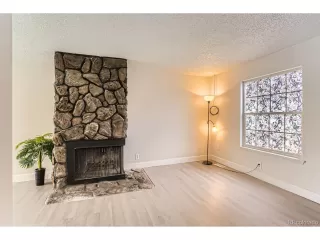 Photo #6: 8138065 Listing