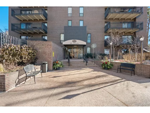 MLS: 8140788 Condo For Sale