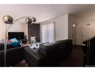 Photo #3: 8141046 Listing