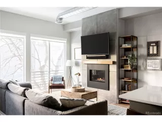 Photo #5: 8145300 Listing 