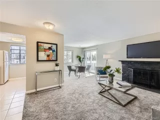 Photo #2: 8146886 Listing 