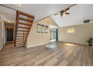 Photo #3: 8152008 Listing