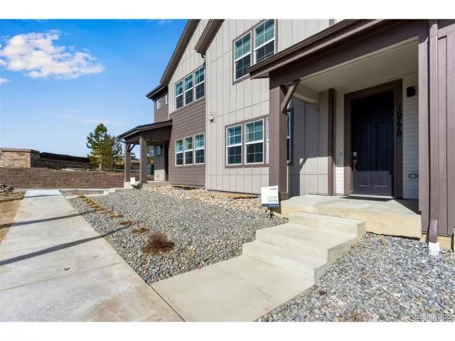 MLS: 8152514 Condo For Sale
