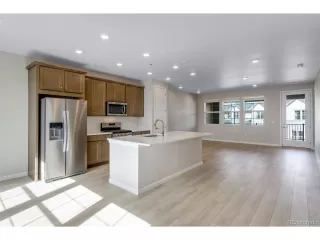 Photo #6: 8152514 Listing