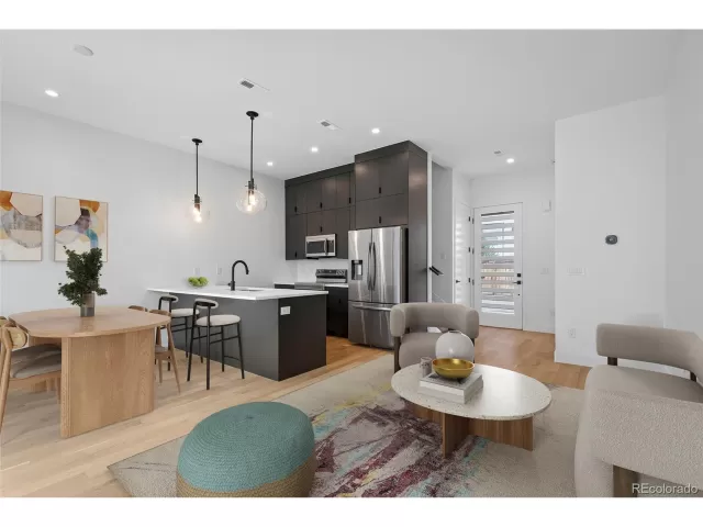 MLS: 8154814 Condo For Sale